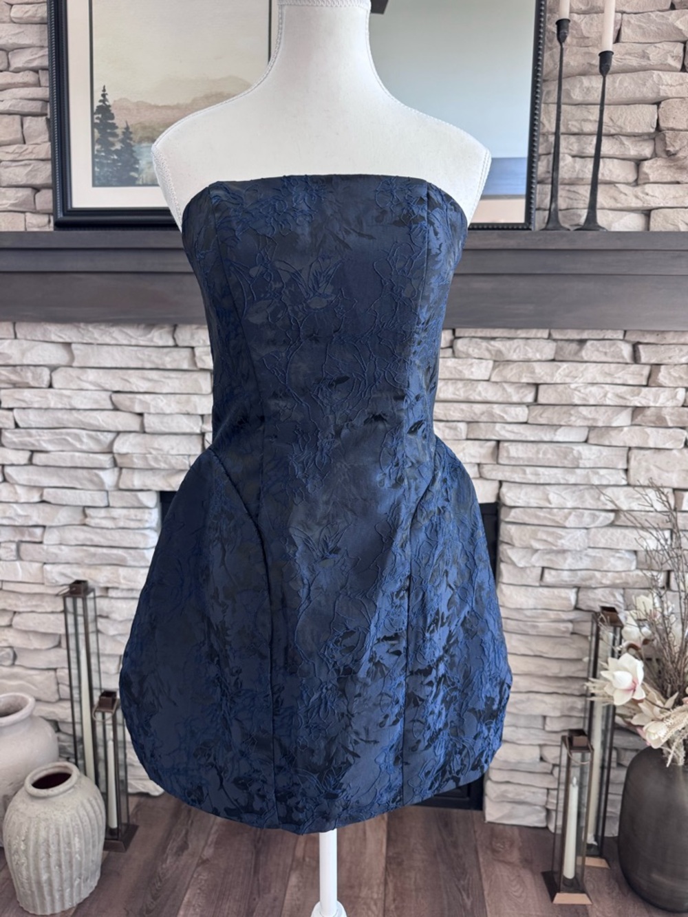 NEW size 6 Strapless Navy Jacquard Bubble Dress